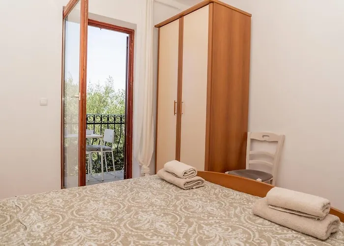Gorgeous View, Ca150m, Wifi, 33-3 رافني